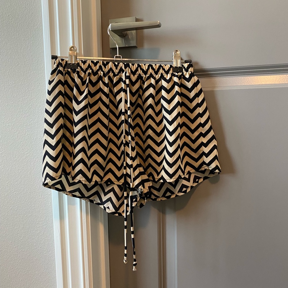 Chevron shorts